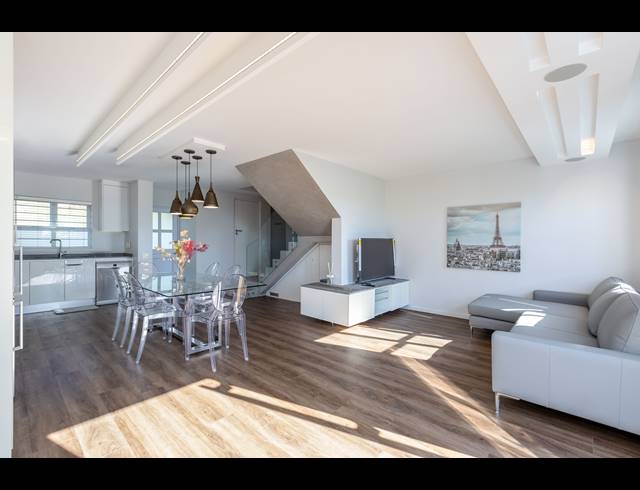 3 BEDROOM APARTMENT TO LET IN DE WATERKANT